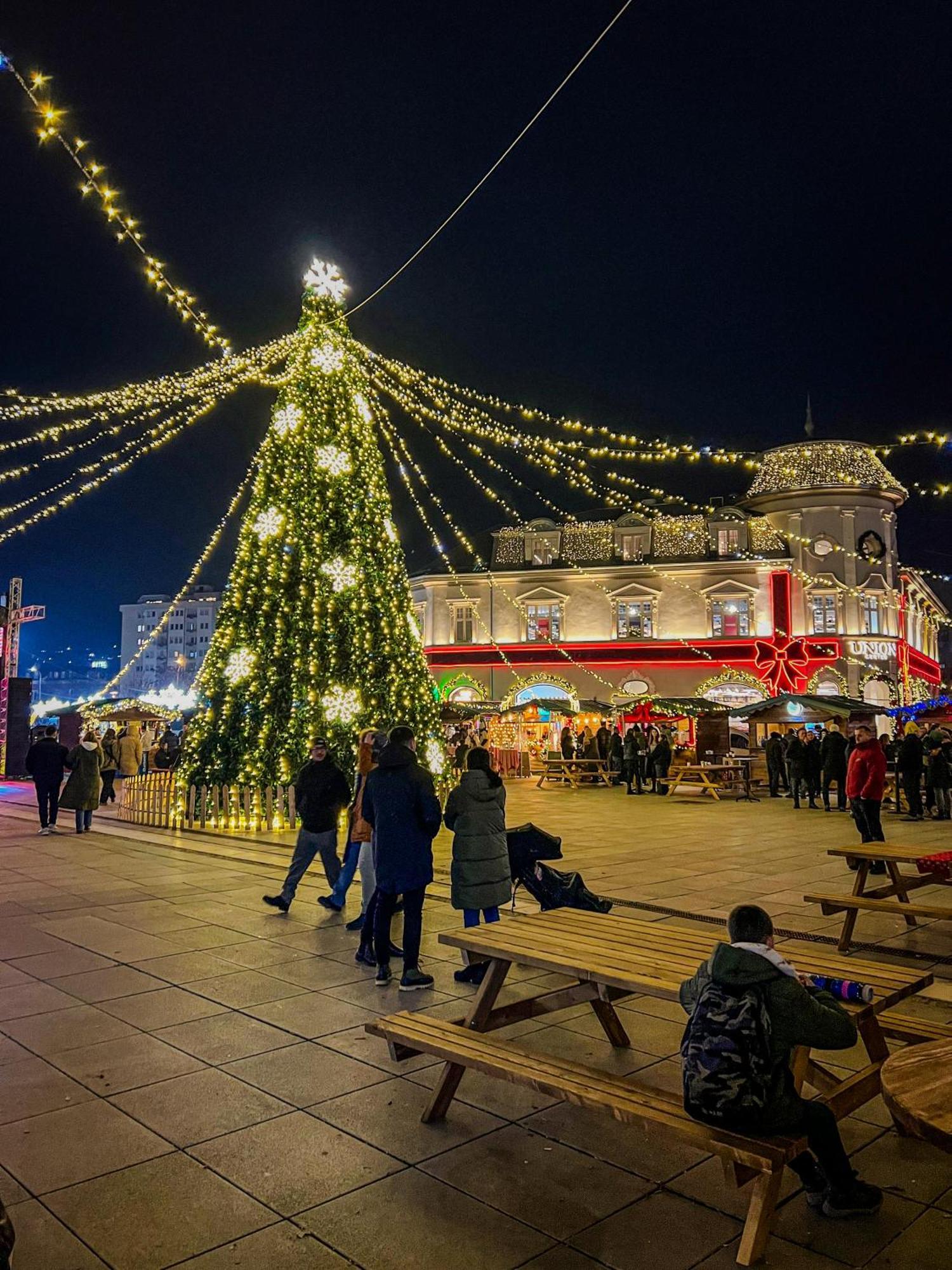 Appartamento Urban Cozy Retreat Pristina Esterno foto
